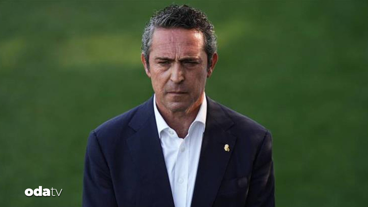 ali koc sahnede dustu BYCUa84Z