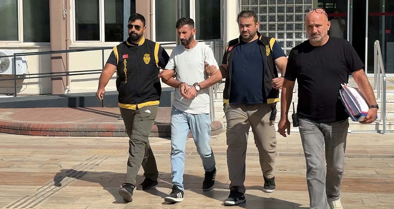 cezaevinden kacan supheliden tekrar kacacak misiniz sorusuna piskin yanit B5buwuiV