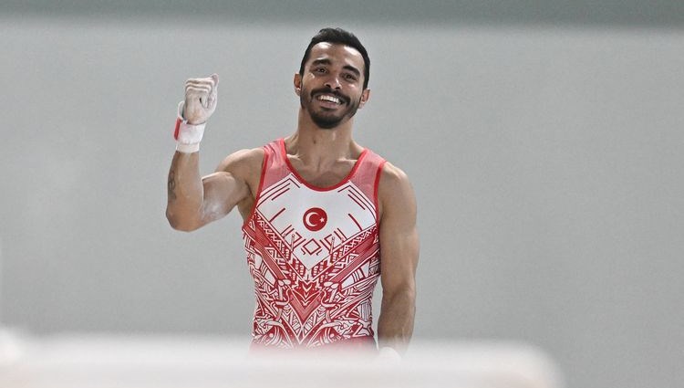 milli cimnastikcilerden macaristanda altin madalya mLhWv9cG