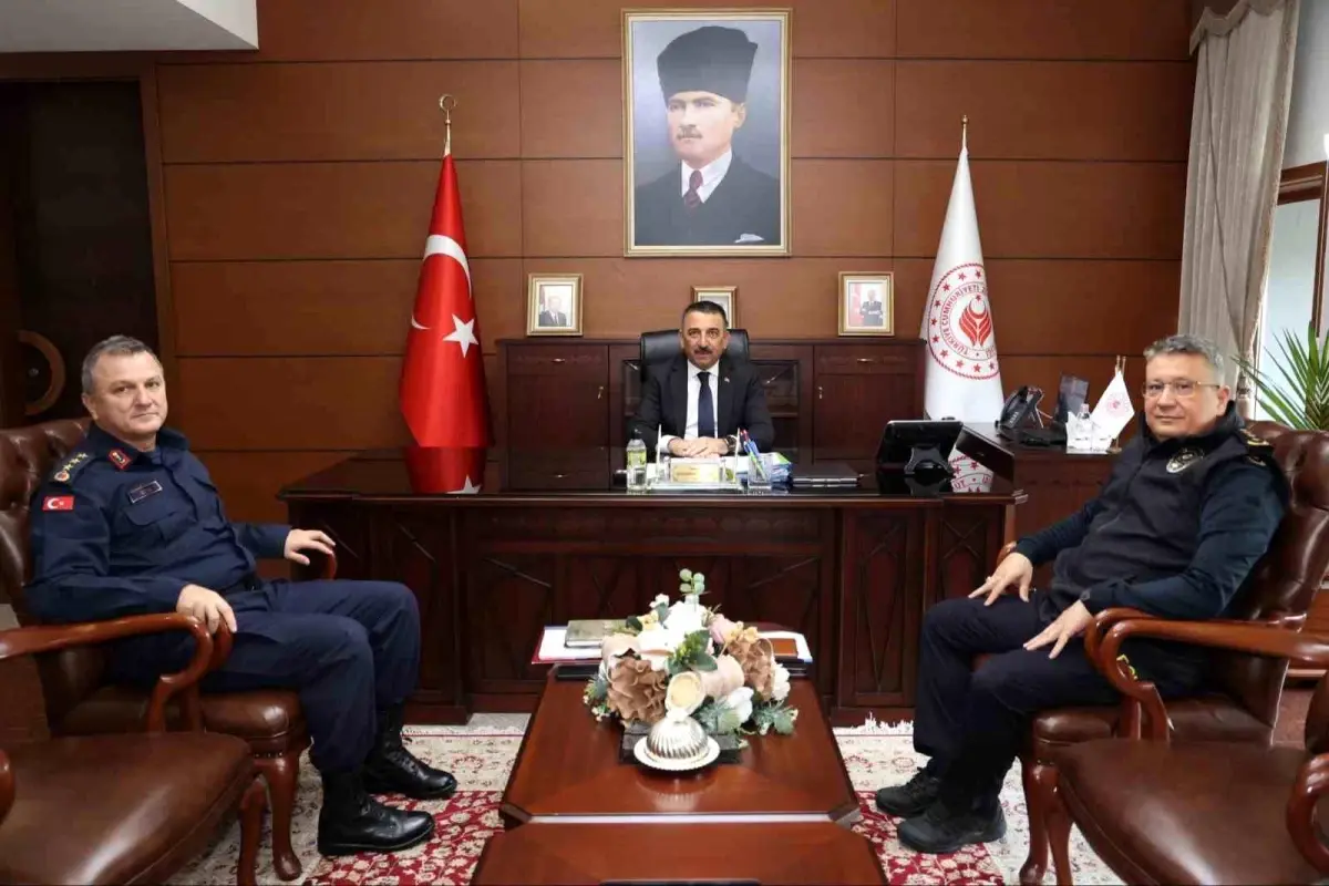 zonguldakta haftalik asayis ve guvenlik toplantisi yapildi ZmIbjOtA.jpg