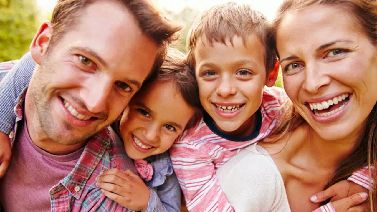 cocuk psikologlari acikladi mutlu bir evde buyumenin cocuklarda 6 belirtisi w6WyHSln.jpg