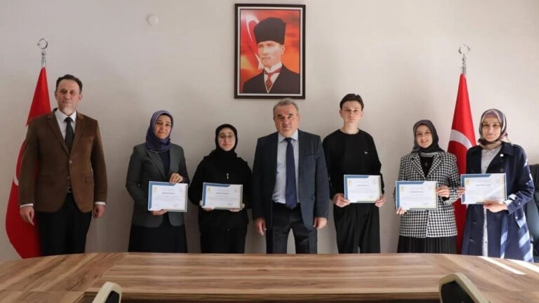 kuran-i-kerimi-guzel-okuma-ve-hafizlik-yarismalarinda-birinciler-belli-oldu-sgDACAHr