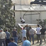 ogrenci-servis-minibusu-bahceye-devrildi-6-kisi-yaralandi-tP6buq6h